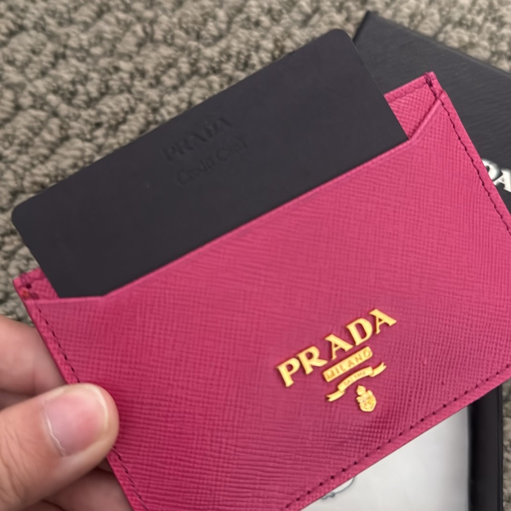 PRADA Saffiano Metal Leather Card Holder Fuxia - Picture 2 of 4